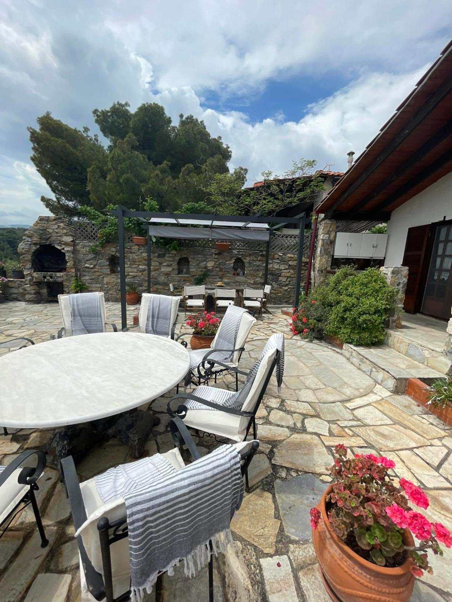 Villa Athos 사르티 외부 사진